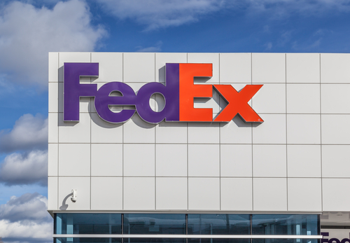 【美股财报季】FedEx 联邦快递突发飞涨5%，财报喜忧参半还涨？